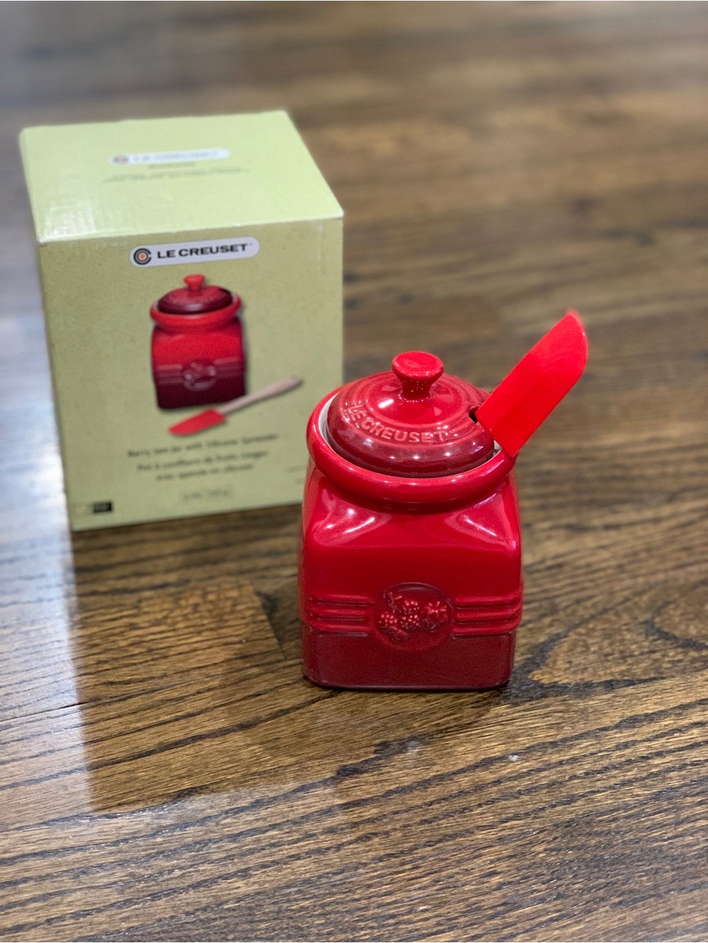 New Le Creuset Berry Jam Jar with Spreader in Cerise